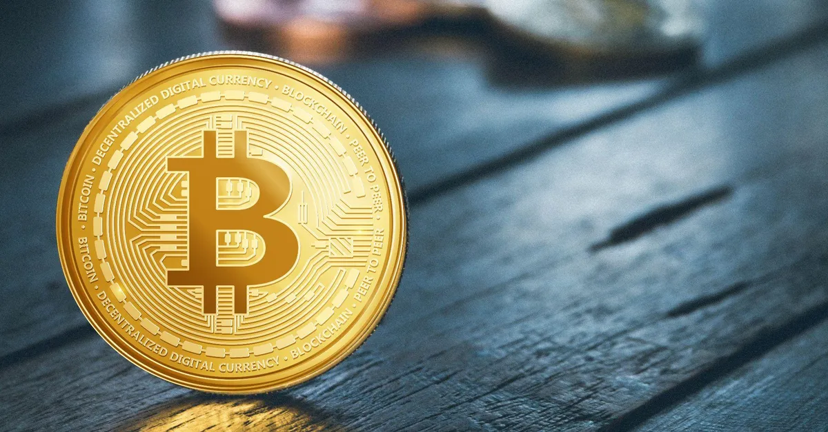 Bitcoin price prediction | ETF Outflows and US–Iran Tensions | Capital.com