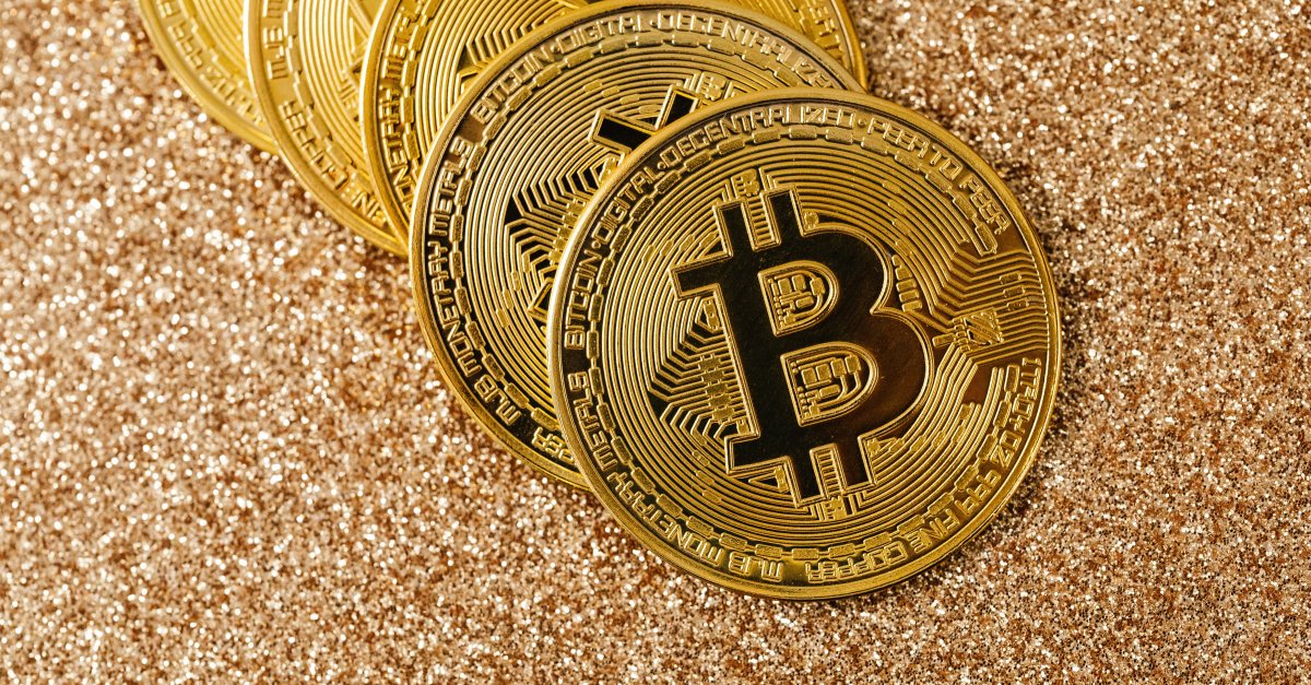 Bitcoin vs Gold - Care este o investiție mai bună?