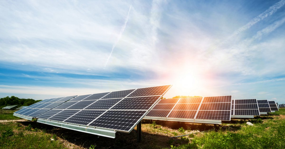 these-solar-energy-stocks-are-poised-to-profit-from-energy-crisis-in-europe