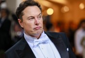 Twitter Elon musk making a face