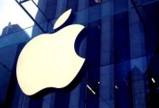 The Apple Inc logo is seen hanging at the entrance to the Apple store on 5th Avenue in Manhattan, New York, U.S., October 16, 2019. The Apple Inc logo is seen hanging at the entrance to the Apple store on 5th Avenue in Manhattan, New York, U.S., October 16, 2019.