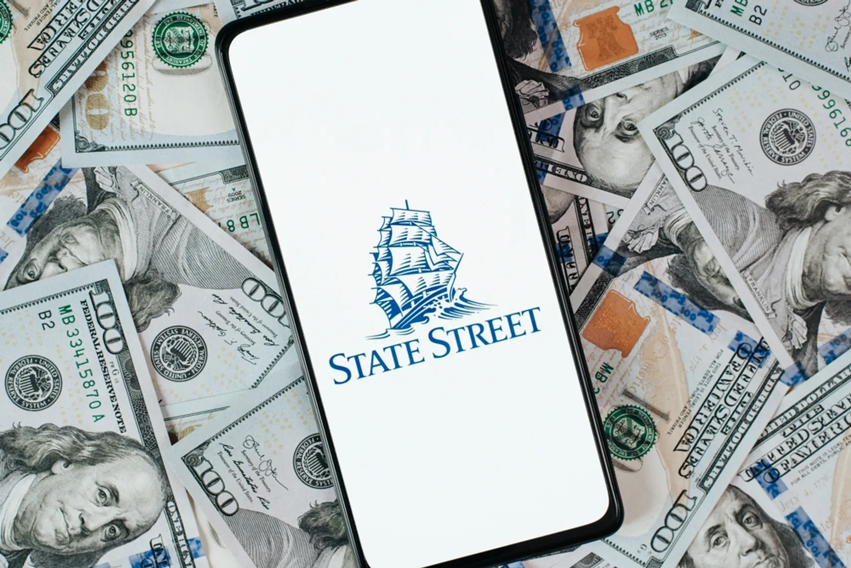 State Street stock forecast: Third-party price targets