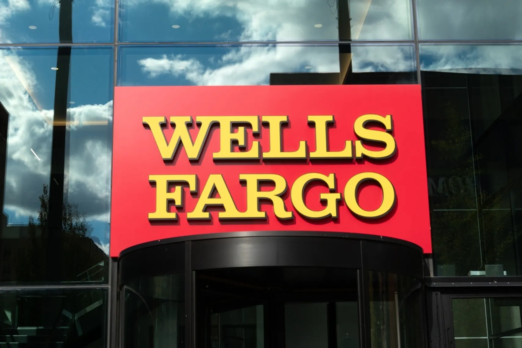 Wells Fargo stock forecast