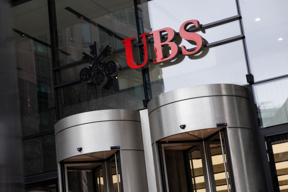 An image of the UBS office in London