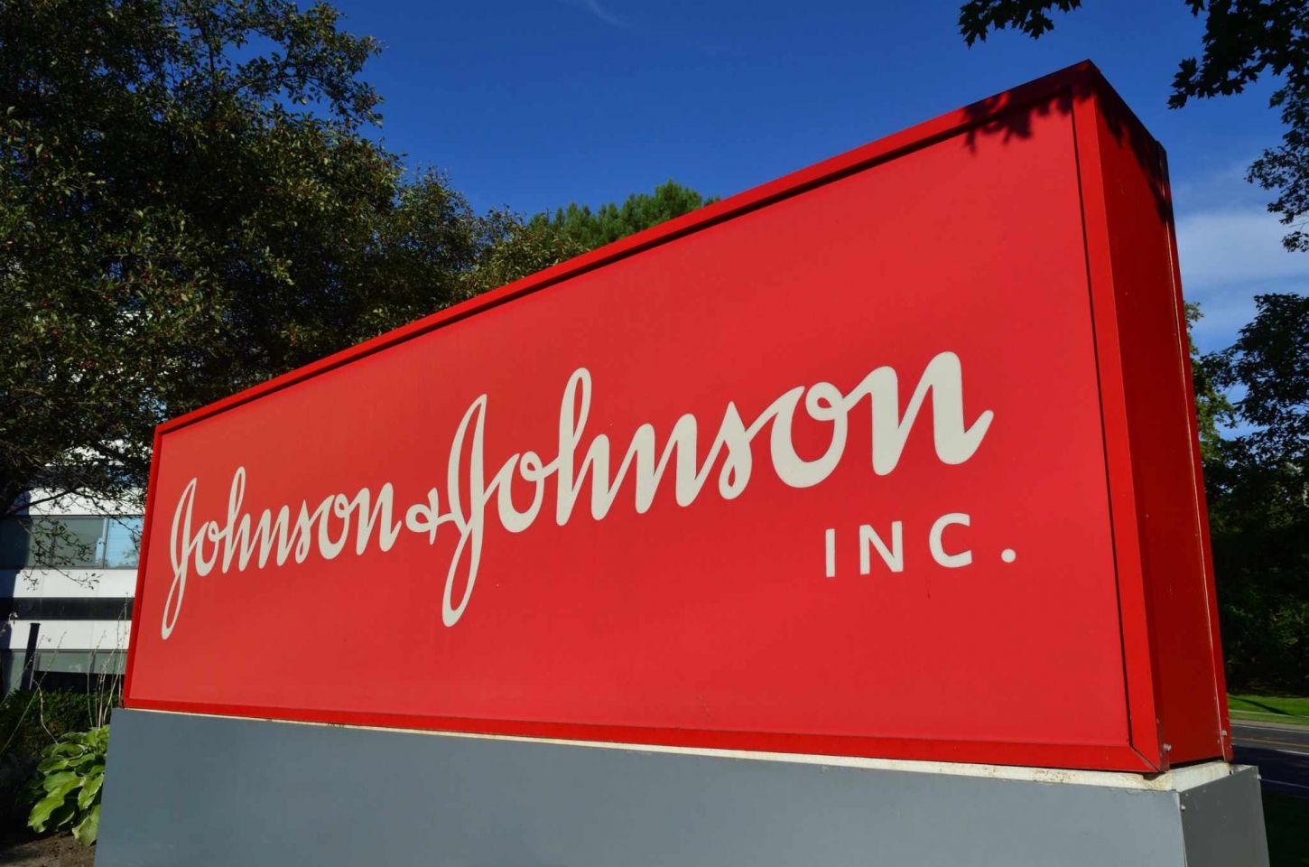 Johnson & Johnson Stock Forecast 2025–2030 | Future Outlook