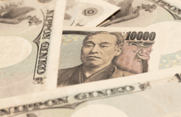 FX intervention fears cause USD/JPY to stall as it approaches 160