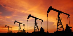 Oil moves higher as geopolitical risks escalate, WTI faces key resistance range