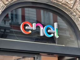 Previsioni azioni Enel: EBITDA 2025, decreto energia Italia