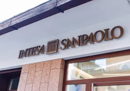 Intesa Sanpaolo stock forecast: Q1 results and share plan