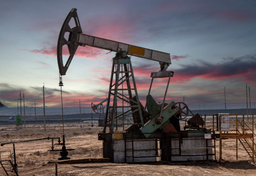 Crude oil price forecast: Strait of Hormuz closure