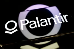 Palantir stock forecast: Raised 2026 revenue guidance