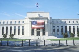 Come investire con la FED che taglia i tassi. Guida alle opportunità e ai rischi