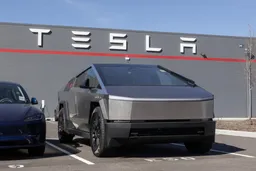 Tesla, la trasformazione silenziosa nei bilanci ed il grafico per capire cosa potrebbe diventare l'azienda