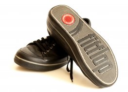 An image of FitFlop's Flex men’s casual lace-up shoes. 