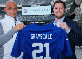 NY Giants CCO Pete Guelli with Grayscale CEO Michael Sonnenshein
