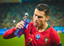 Cristiano Ronaldo Cristiano Ronaldo