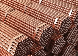 Copper rises to decade high
