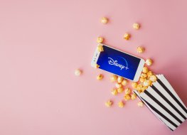 Disney поднимет цены на стриминговые сервисы из-за операционных убытков