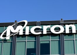 ​​Micron Technology stock forecast: Forecasting a slow year? Micron Technology sign logo on office campus in Silicon Valley. 