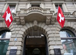 Entrance of bank building of Swiss bank Credit Suisse in Zürich