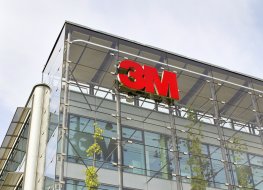3M company logo on headquarters building