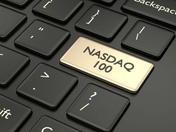 Торговля Nasdaq 100 выше отметки 24,000