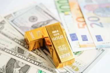 Record dell’oro: perché il rally potrebbe continuare e l’oro restare sottovalutato