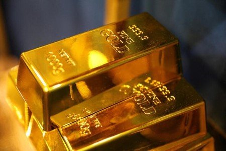 Gold Silver Rate Today: Bullion prices mixed in spot, futures gain