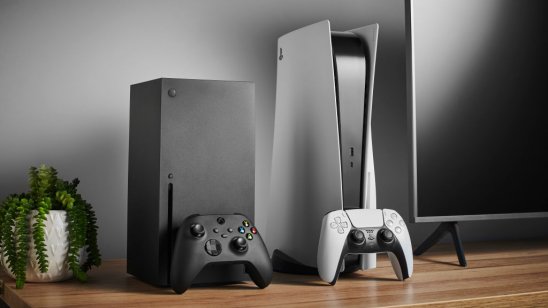 A image of PlayStation and Xbox console