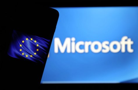 A image of the EC logo and Microsoft logo