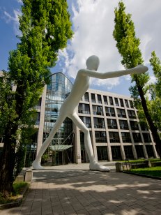Statue at Munich Re headquarters 