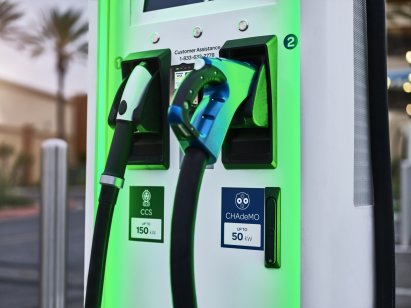 Electric vehicle fast charging station in Cabazon, California.