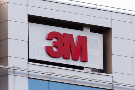 Image of 3M logo on a building in Vilnius, Lithuania