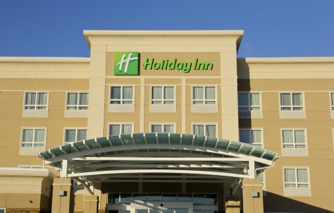 Photo of a Holiday Inn hotel in the US - owned by Intercontinental Hotels.