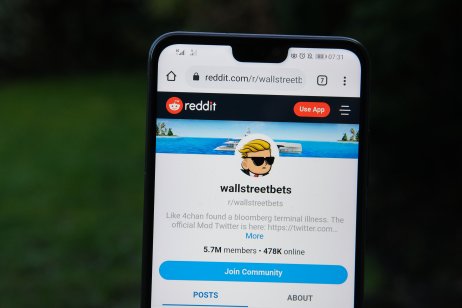 Photo of a phone displaying Reddit community wallstreetbets