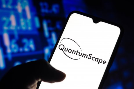 May 27, 2021, Brazil. In this photo illustration the QuantumScape logo seen displayed on a smartphone screen