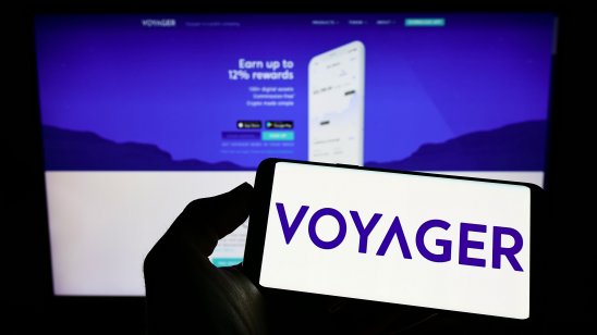 Глава обанкротившегося Voyager продал акции компании на $30 млн