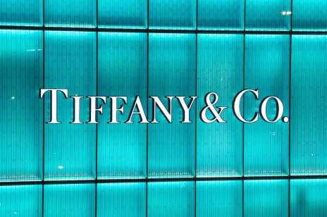 Tiffany & Co запустит продажу эксклюзивных подвесок для держателей NFT из коллекции CryptoPunks