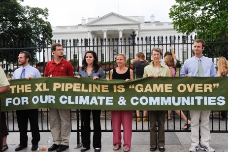 Protestors of the Keystone XL pipeline in front of the White House