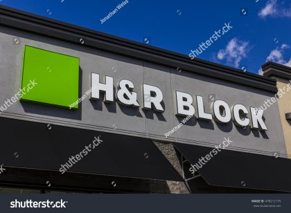 Photo of H&R Block logo on storefront