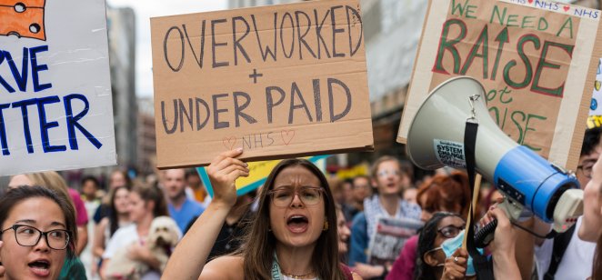 Pay rise frustration mounts for NHS workers