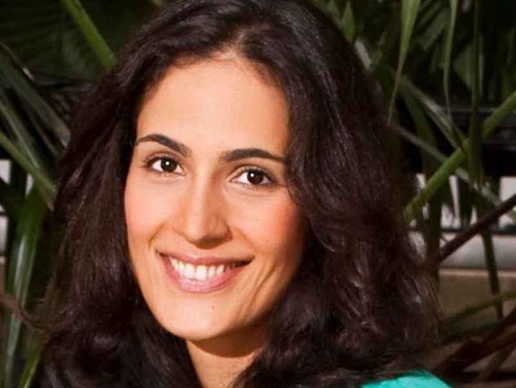 Avid Larizadeh Duggan Avid Larizadeh Duggan
