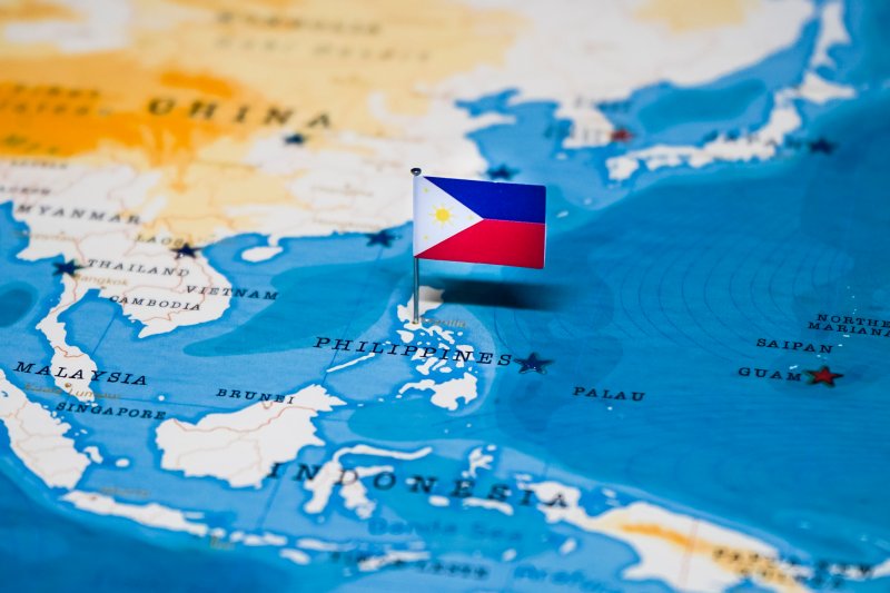 Map of the Philippines Map of east Asia with a Phillipines flag