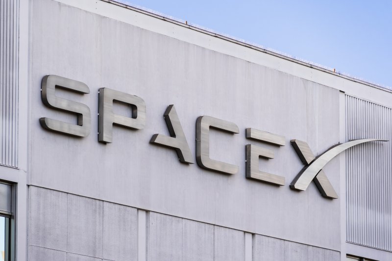 SpaceX valuation sign at their headquarters