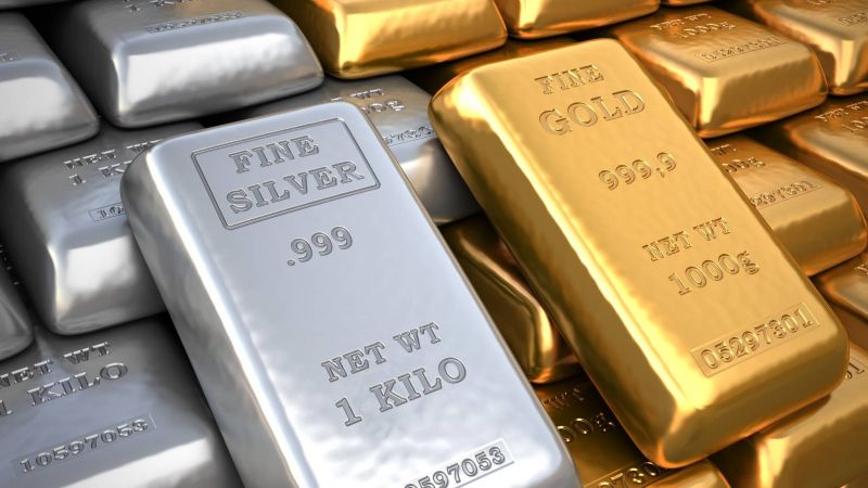 La Fed pronta a tagliare i tassi: effetti su oro, argento e minerarie