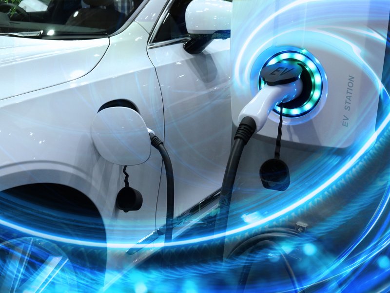Electric vehicles on the brink of mass adoption
