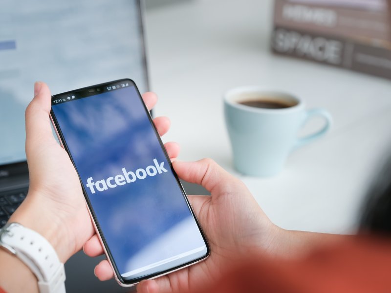 Facebook Stock Forecast For 2025: What Is In Store (NASDAQ:FB)