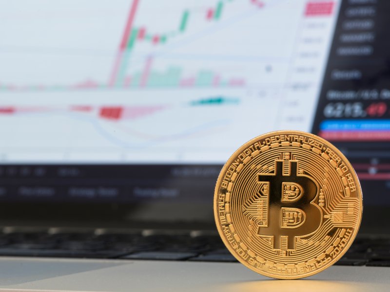 Investiție de 100 USD în bitcoin acum 7 ani