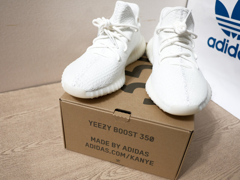 Ijver Kapel Renovatie Adidas stock slides as it drops Kanye: What's the real cost to ADS?
