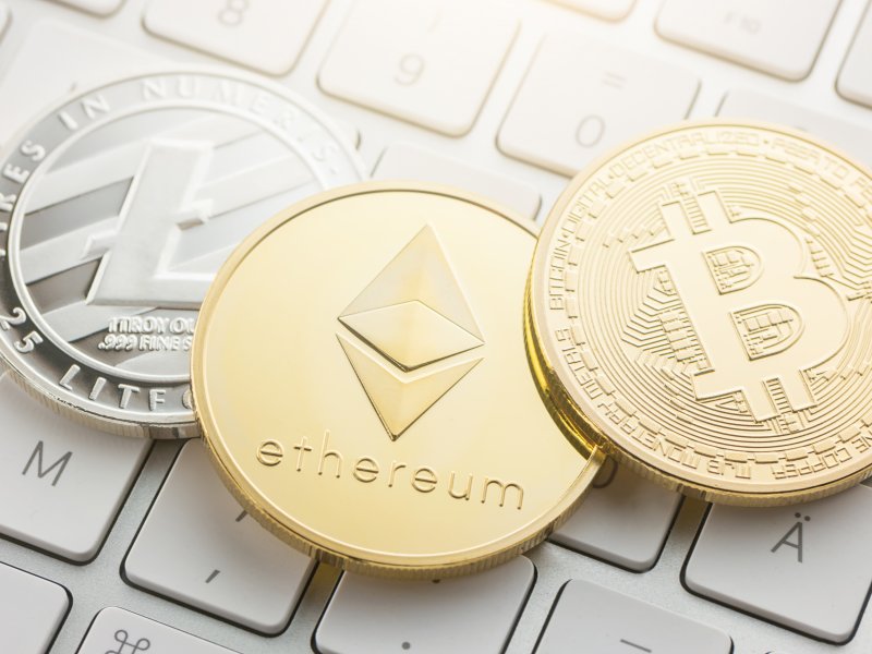 cea mai bună monedă digitală binară pentru tranzacționare cum să investești în. bitcoin
